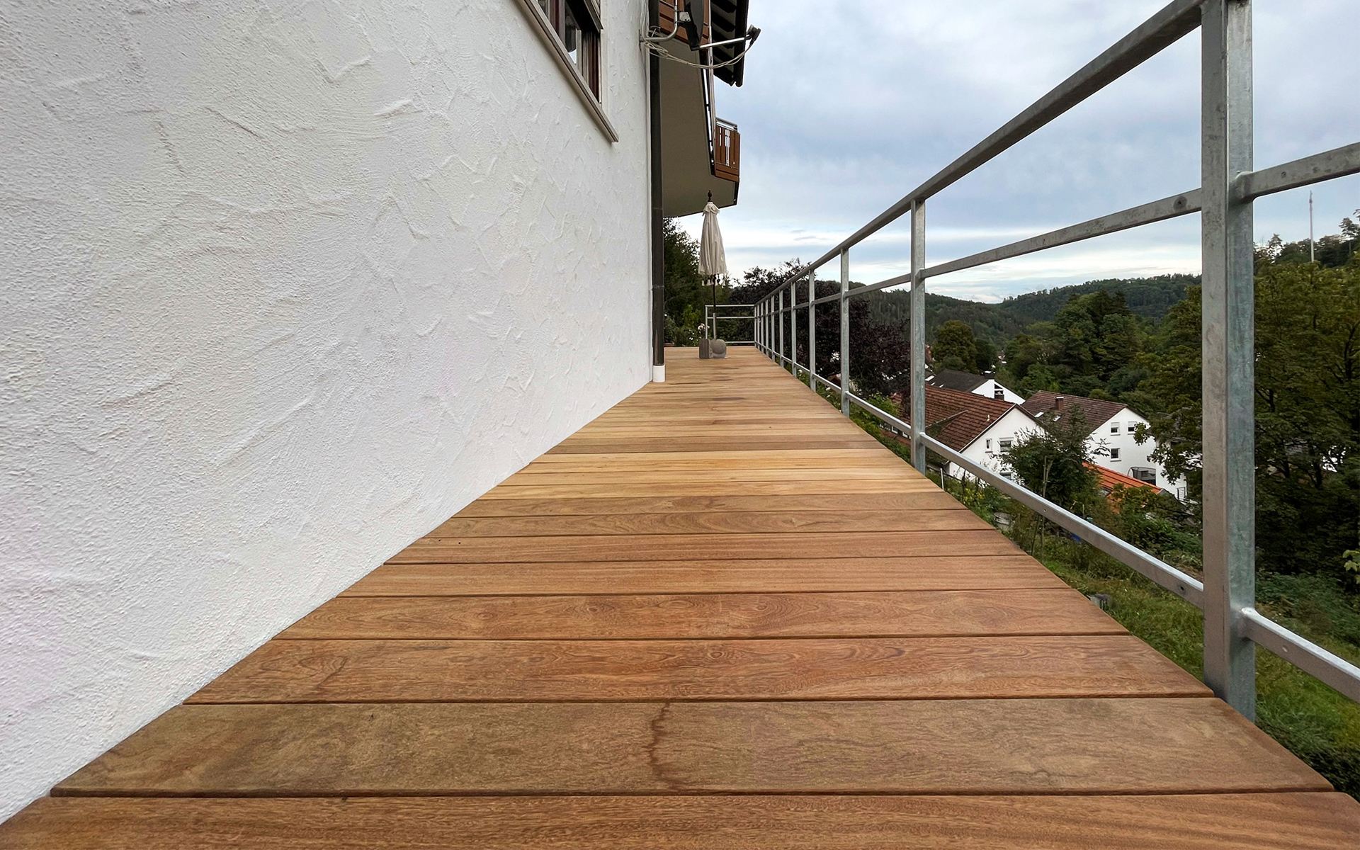 Terrassendiele Cumaru Premium Balkon